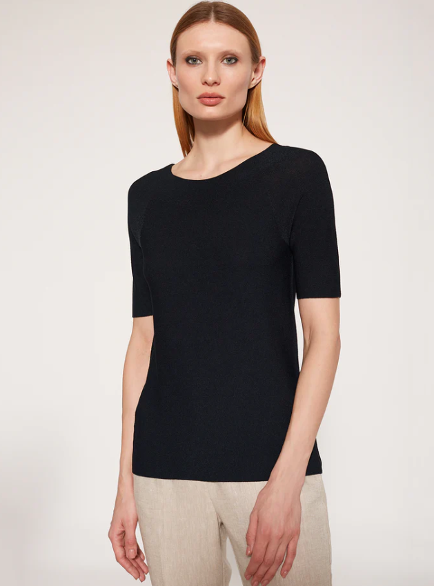 Scorpion mesh boat neckline