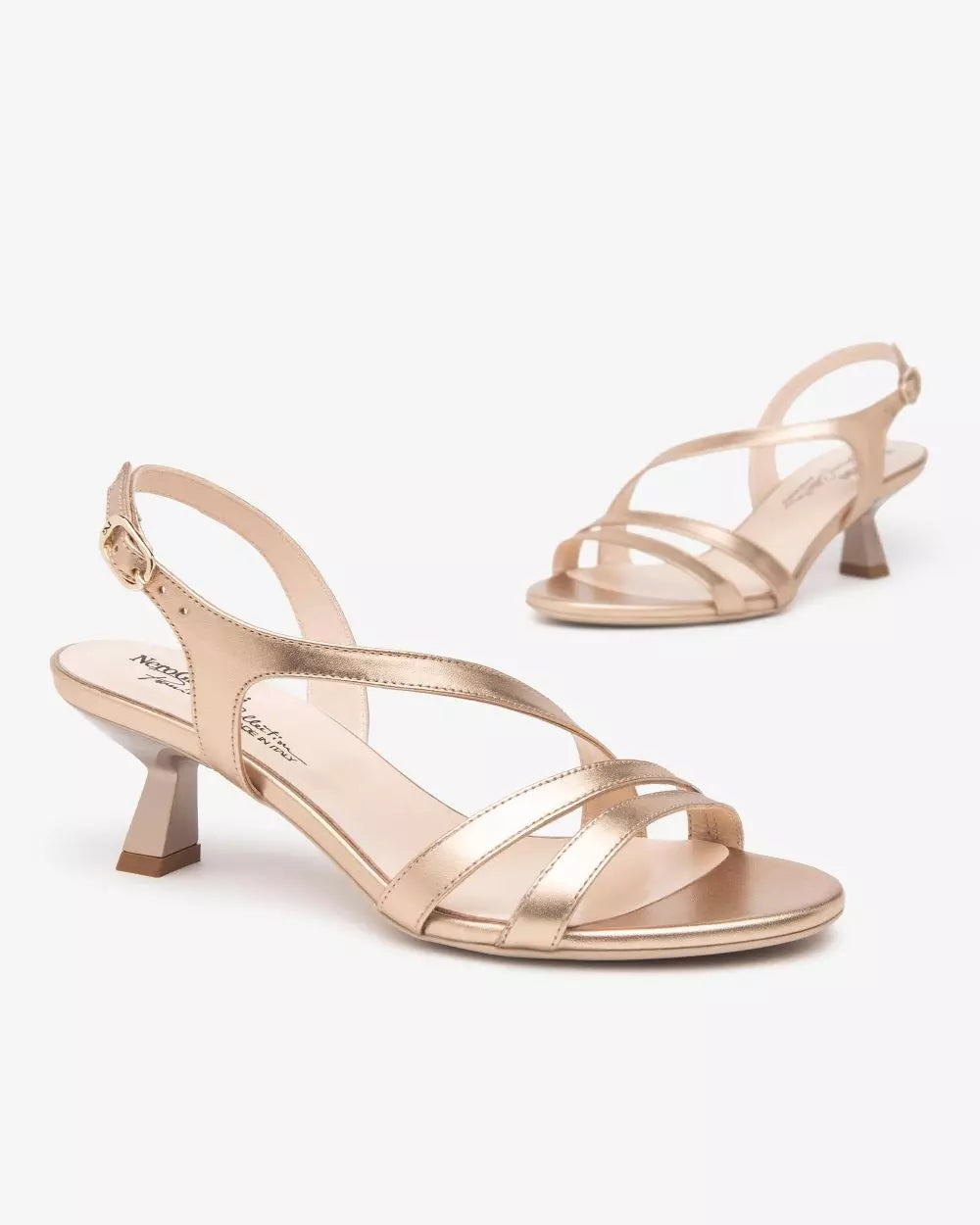 Nero Giardini Sandália