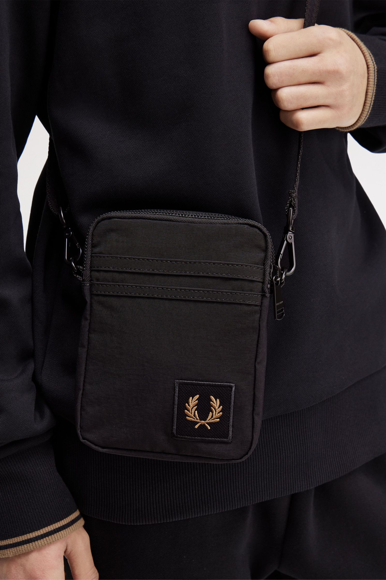 Bolsa Fred Perry